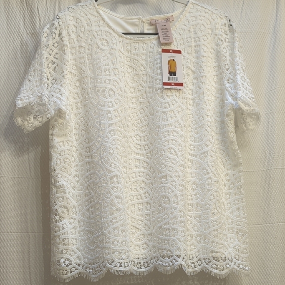 Philosophy Tops - NWT Philosophy Lace Top